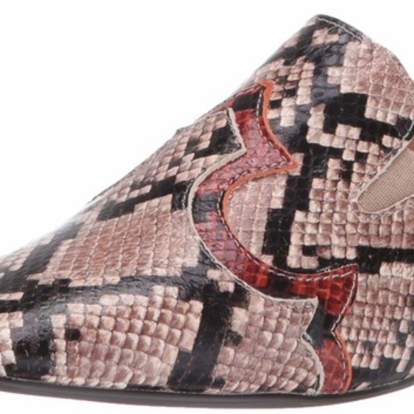 Snake Print Slip On Square Toe Moccasin Loafers - Picture 2 of 2